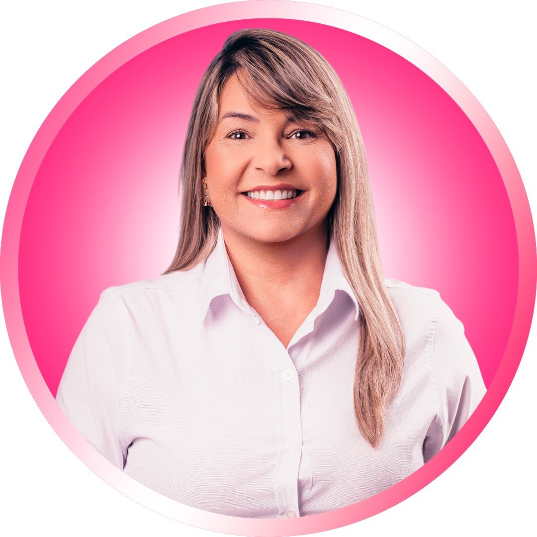 Retrato de Adriana Ribeiro, Candidata a Deputada Federal — 5500